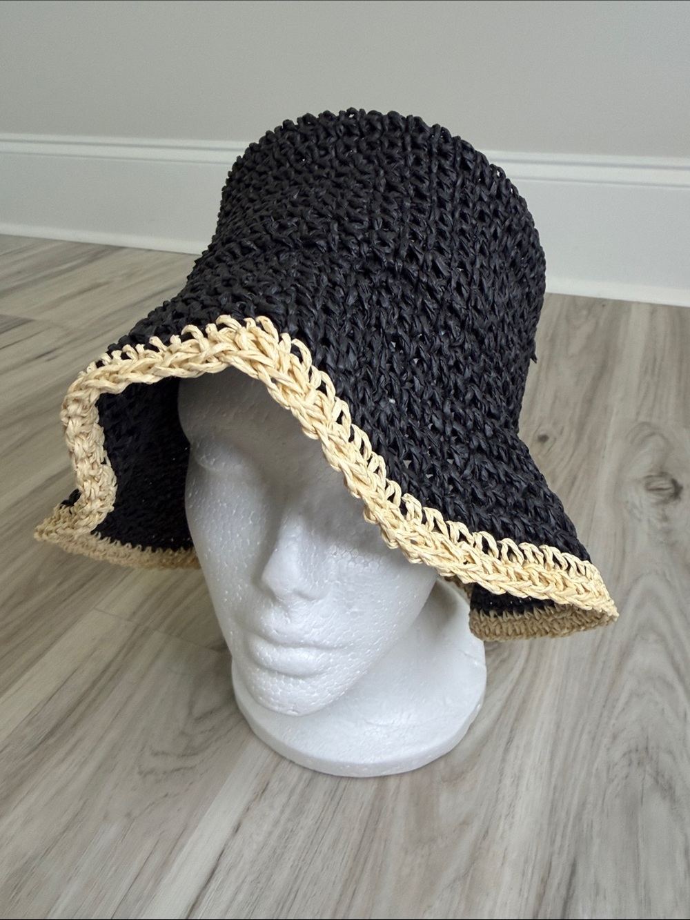 New Aerie Black Straw Packable Bucket Hat with Natural Trim O/S